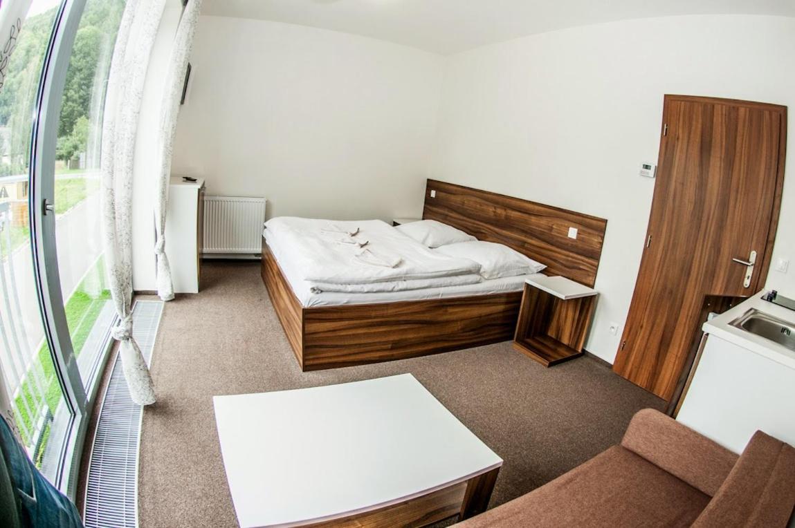 Apartment Luxusni Horsky Primo U Sjezdovky Kouty